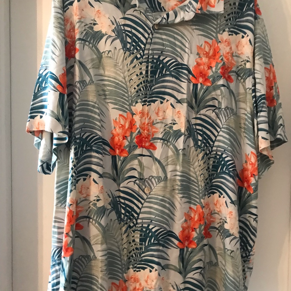Men’s Tommy Bahama shirt size XXXL/TTTG Nice
